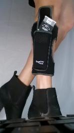 unisex cel phone modern leg holster style sold at omaxcare